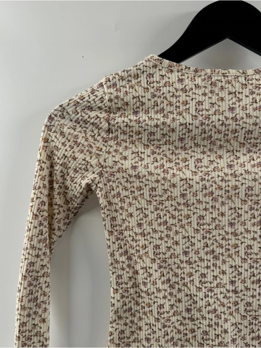 RSQ Floral Ribbed Long Sleeve Top – Women’s XS - Picture 7 of 8